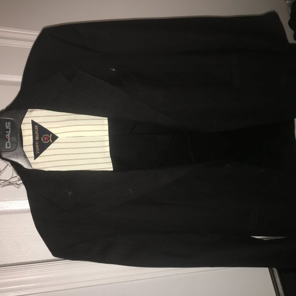 Tommy Hilifiger Suit